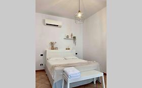 UNCONVENTIONAL APARTMENT: centro storico con bici
